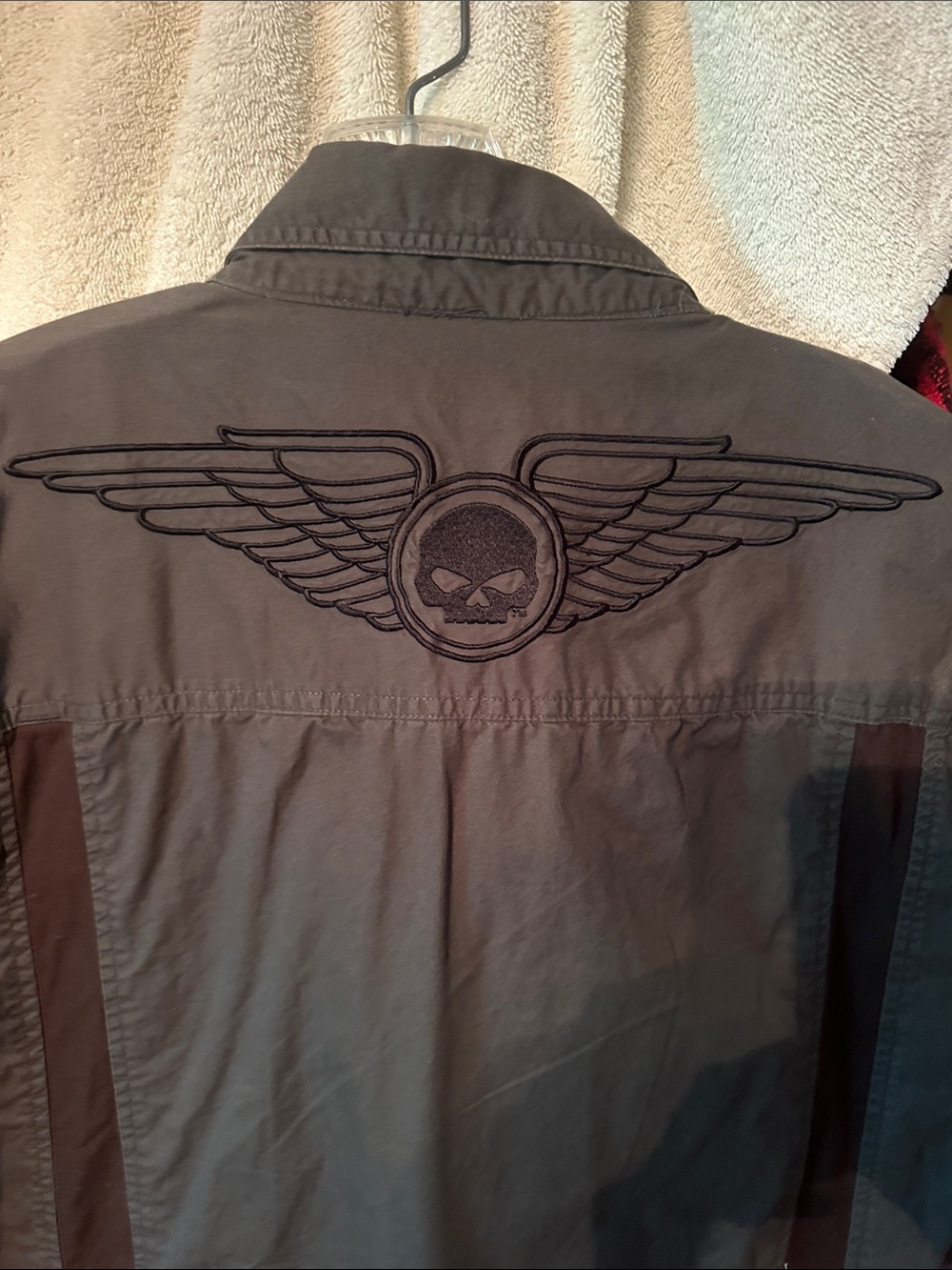 Harley-Davidson Gray Short Sleeve Shirt Jacket with Brown Accents - Picture 7 of 7